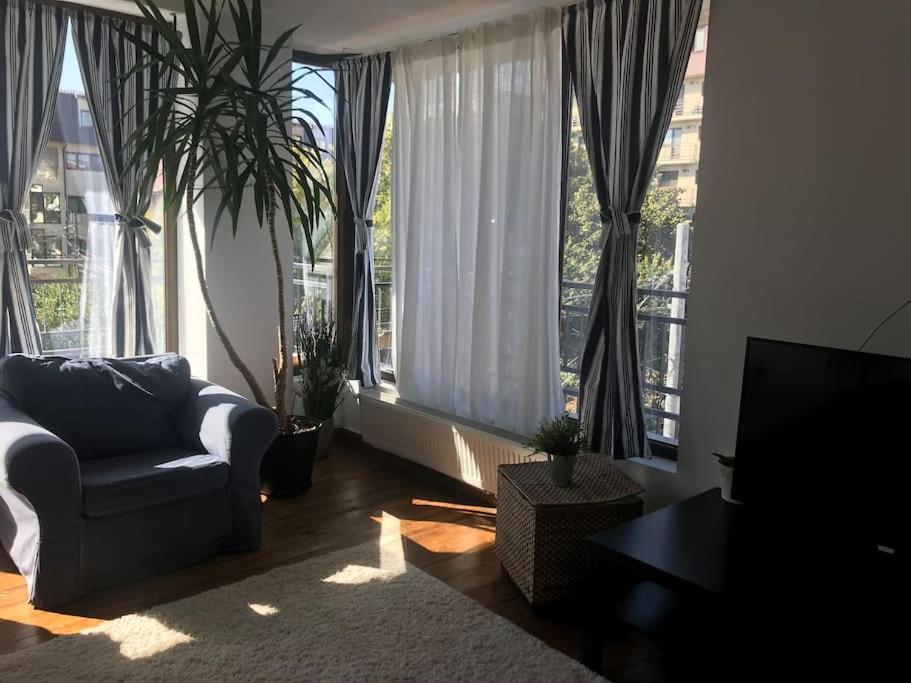 Lovely Apartment In Villa In בוקרשט מראה חיצוני תמונה