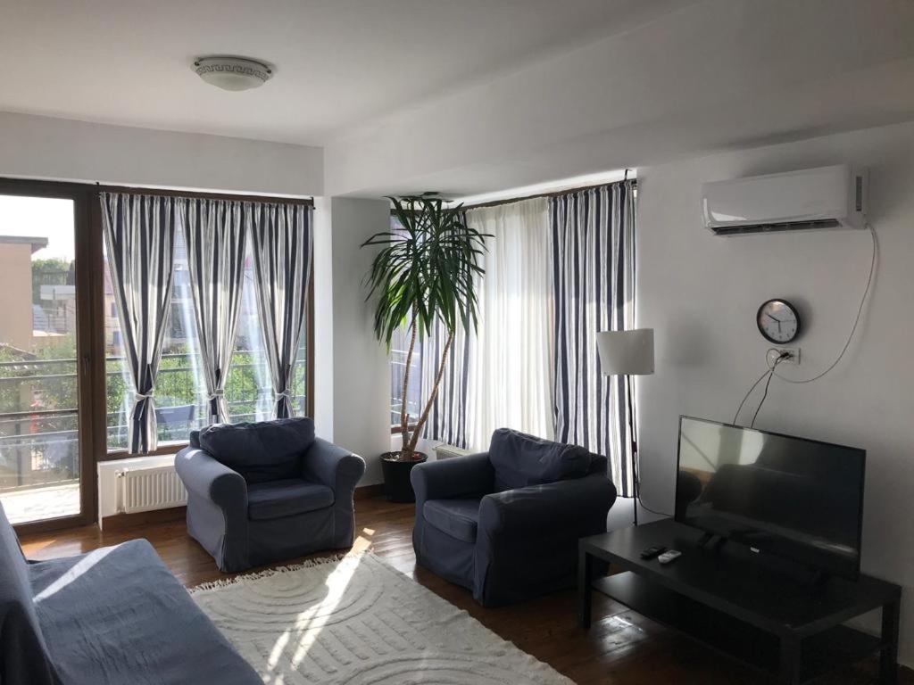 Lovely Apartment In Villa In בוקרשט מראה חיצוני תמונה