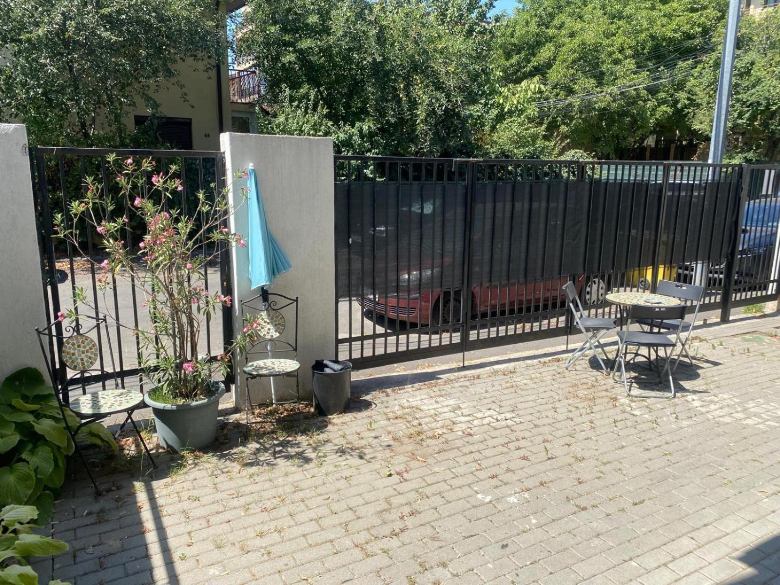 Lovely Apartment In Villa In בוקרשט מראה חיצוני תמונה